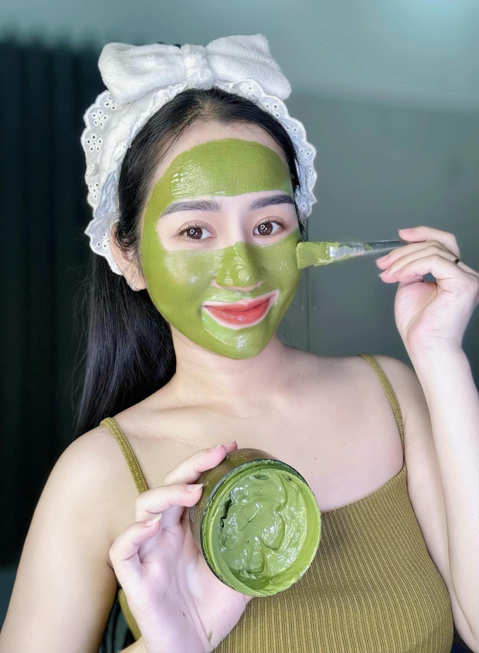 Đắp Mặt nạ diếp cá Meea Organic giúp làm sạch sâu lỗ chân lông