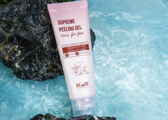 Minh họa công dụng của gel tẩy tế bào chết KOR trên da